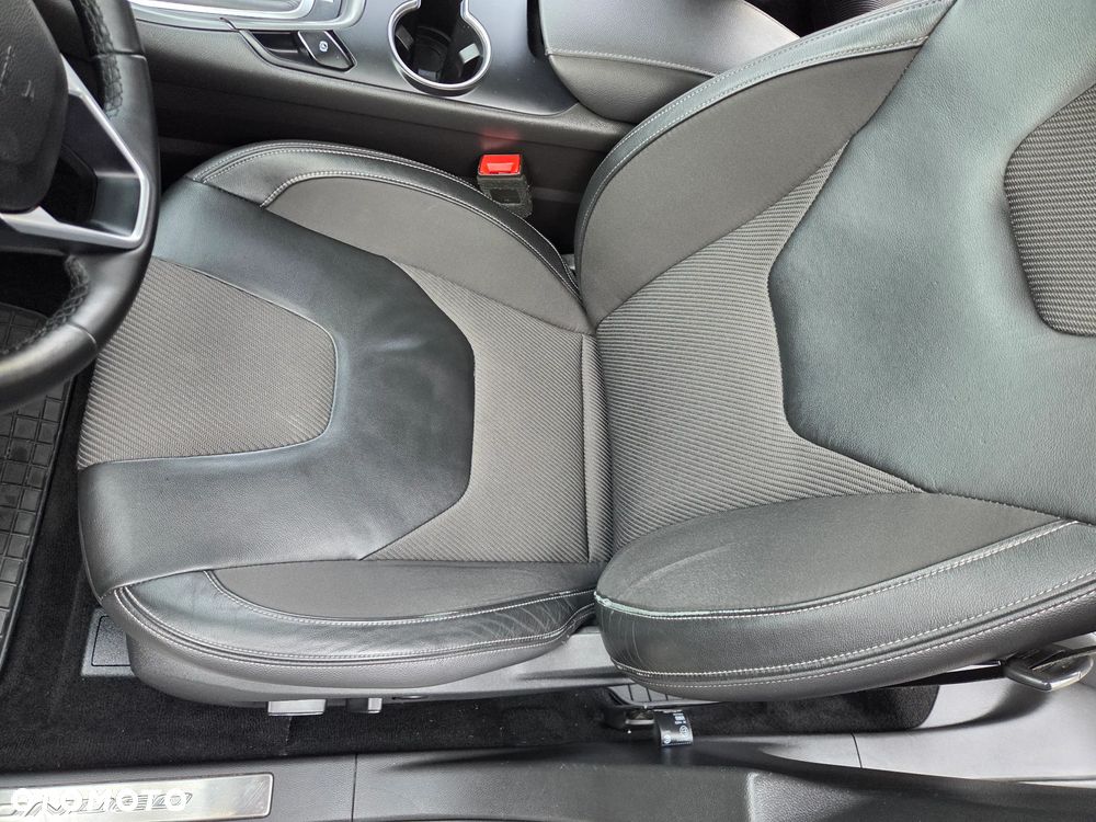 Ford Mondeo 2.0 TDCi STart-Stopp Titanium - 29