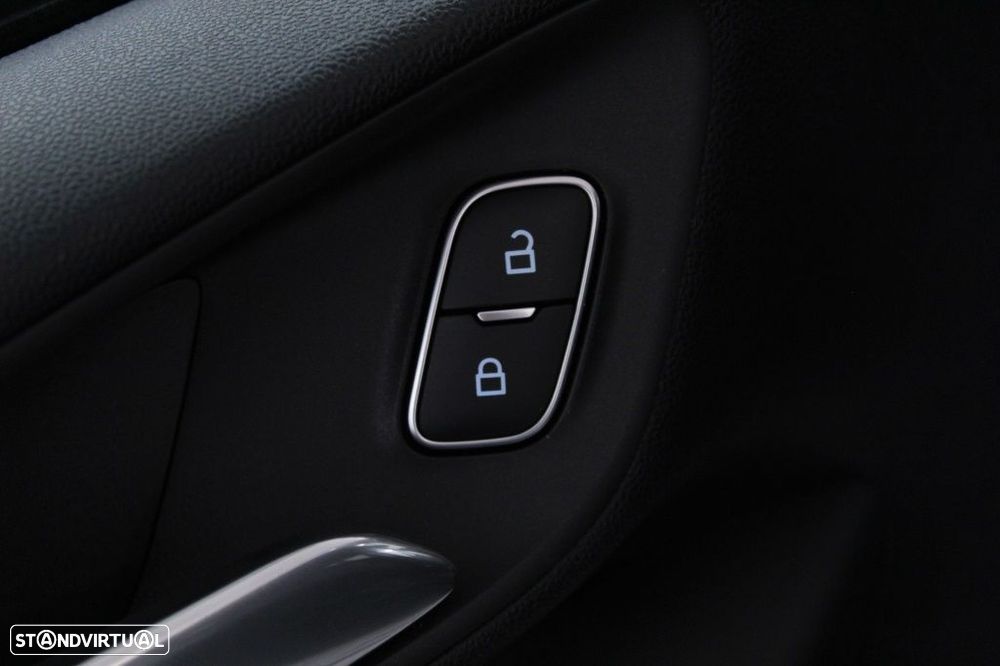 Ford Fiesta 1.0 EcoBoost ST-Line - 21