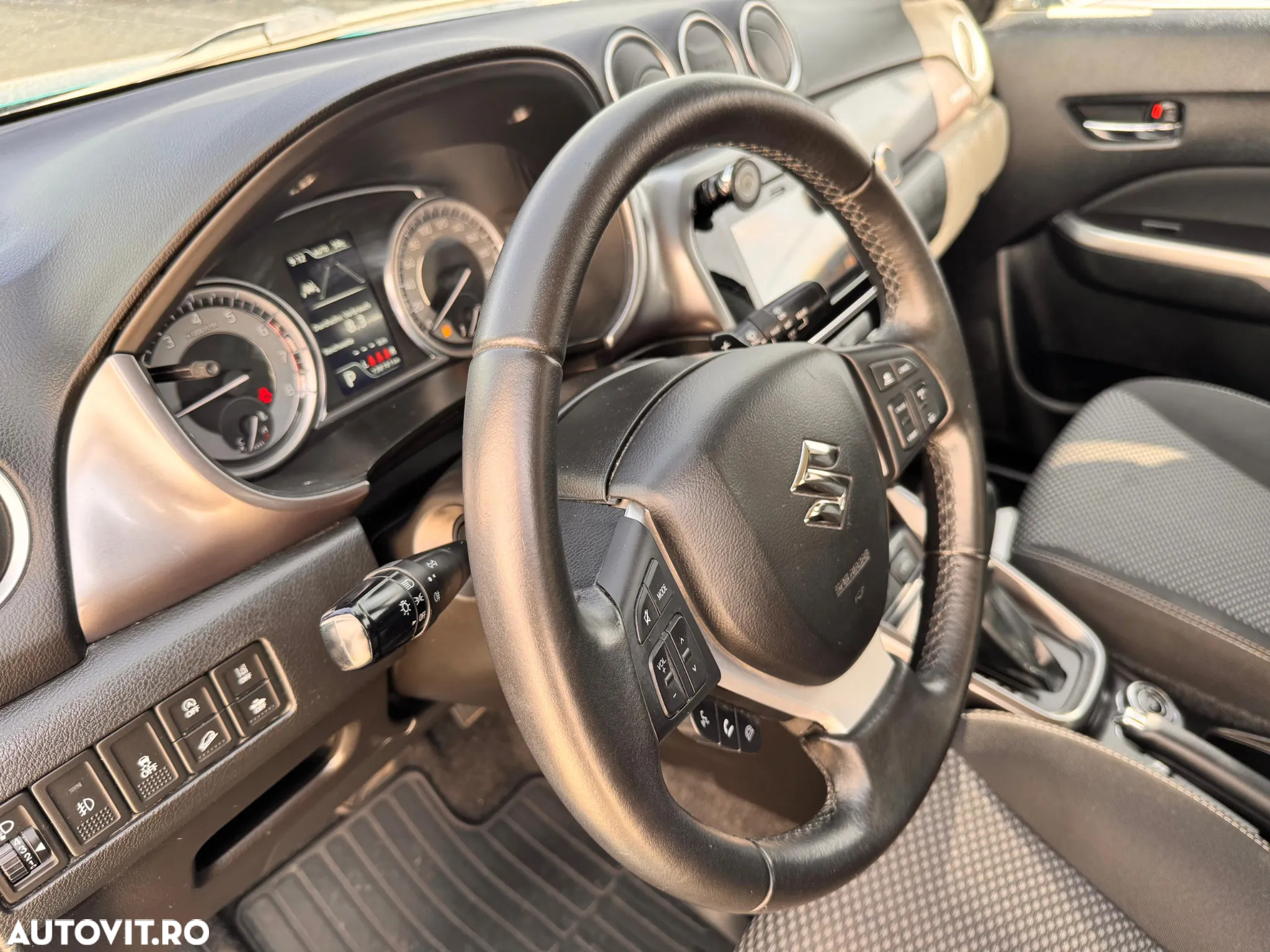 Suzuki Vitara 1.4 ALLGRIP Luxus Aut. - 4