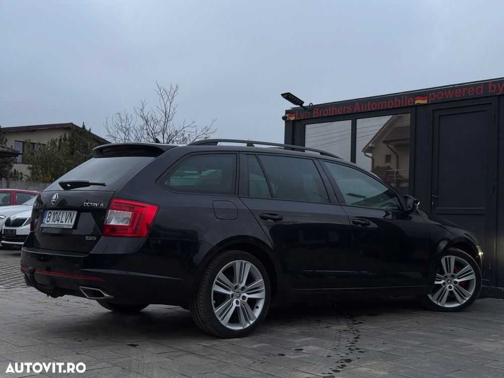 Skoda Octavia Combi Diesel 2.0 TDI DSG RS - 3