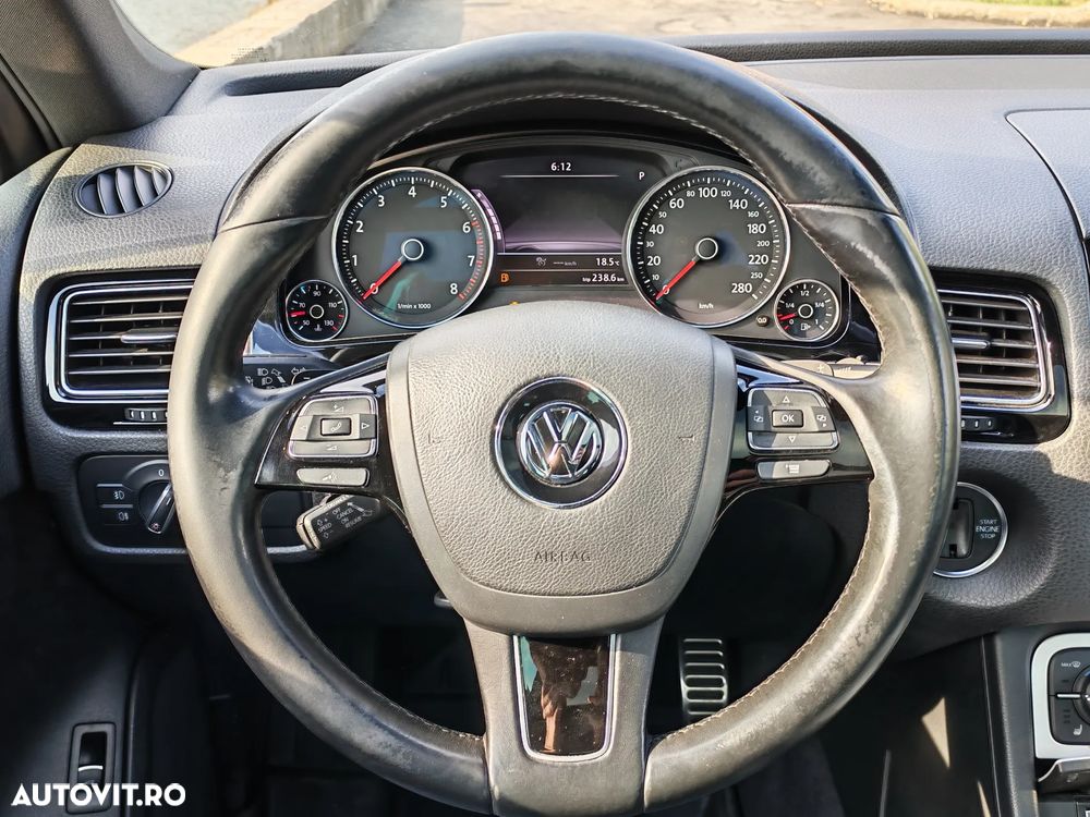 Volkswagen Touareg 3.0 V6 TFSI - 19