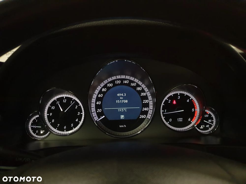 Mercedes-Benz Klasa E - 10