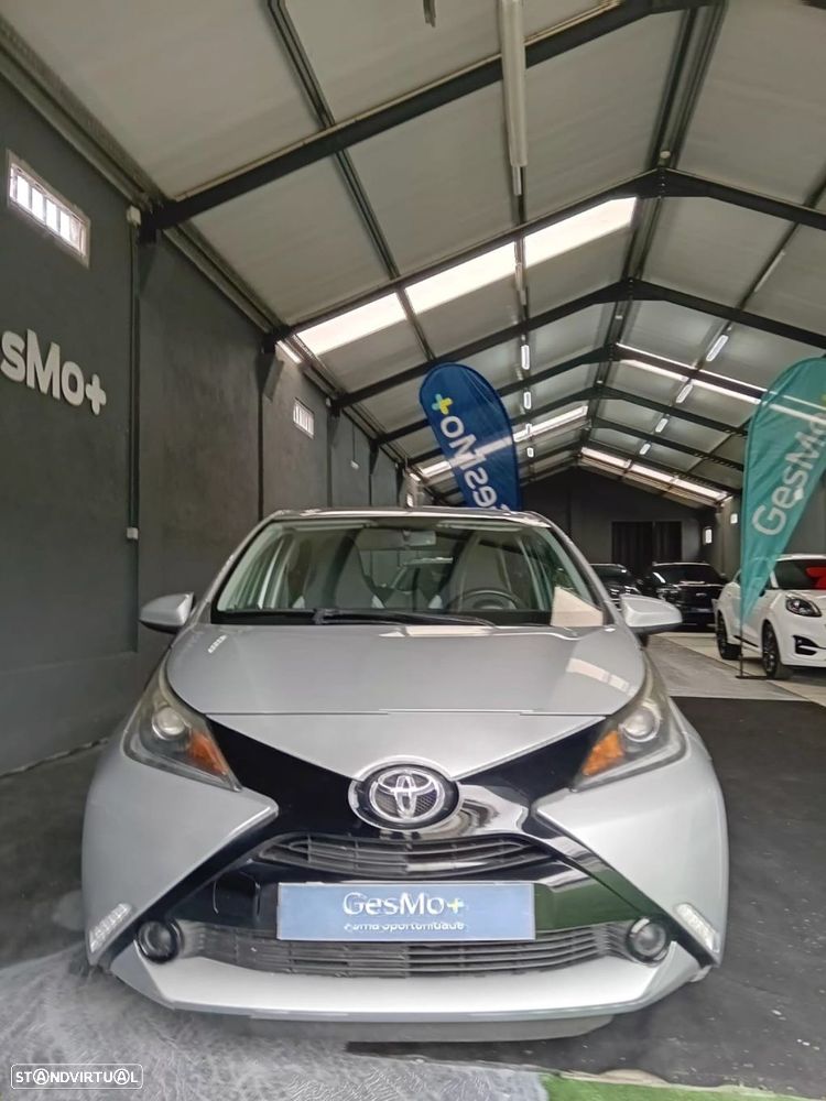 Toyota Aygo 1.0 X-Play+AC - 3