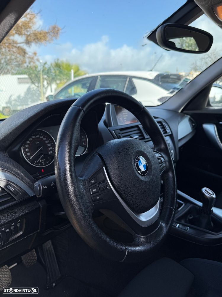 BMW 116 d EDynamics Line Sport - 27