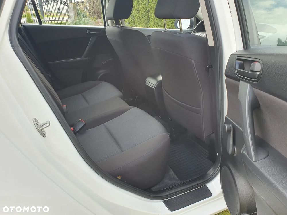 Mazda 3 1.6 Active + - 19