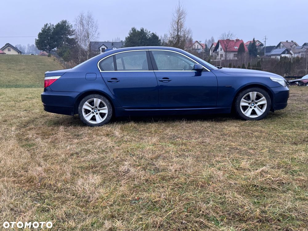 BMW Seria 5 525i - 6