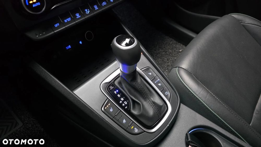 Hyundai Kona 1.6 GDI Hybrid Executive DCT - 17