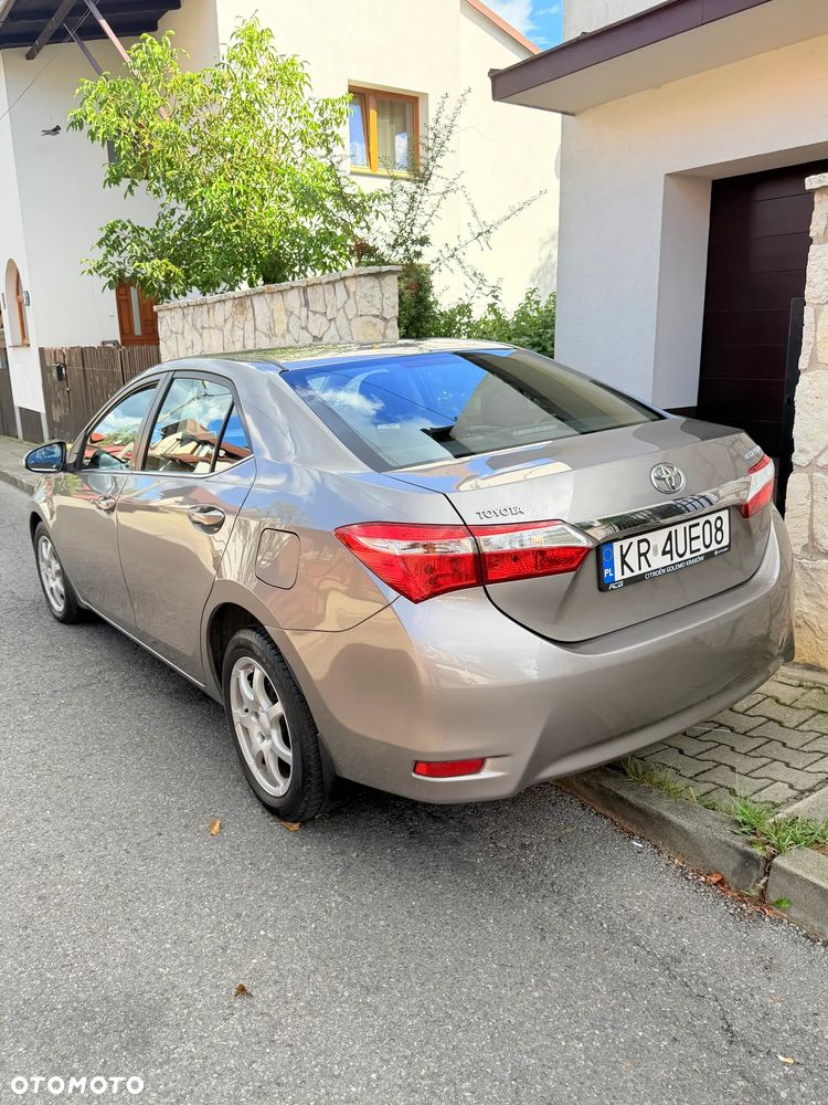 Toyota Corolla - 6