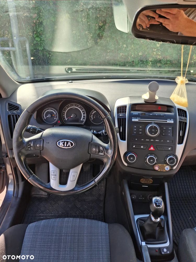 Kia Ceed 1.6 Comfort - 8