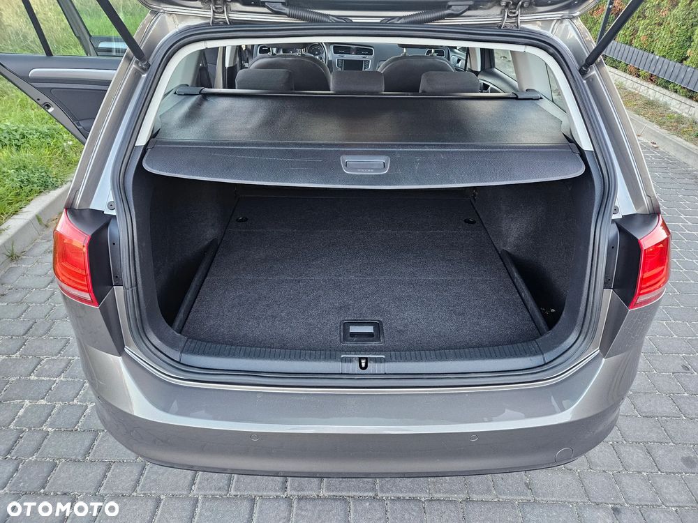 Volkswagen Golf - 19