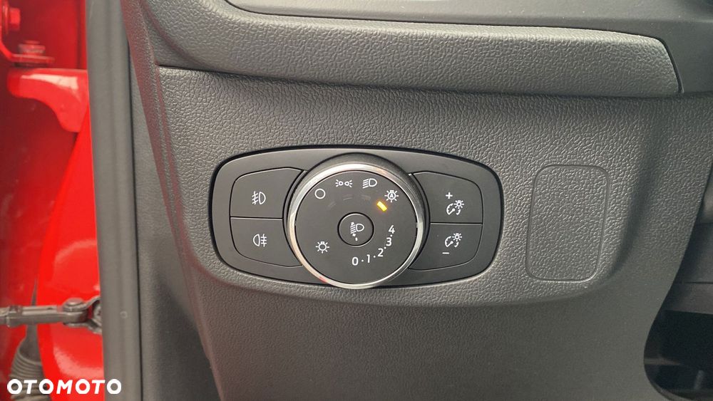 Ford Focus 1.0 EcoBoost mHEV Titanium X - 25