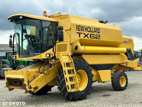 New Holland TX62