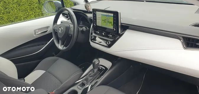 Toyota Corolla 1.8 Hybrid Executive - 13
