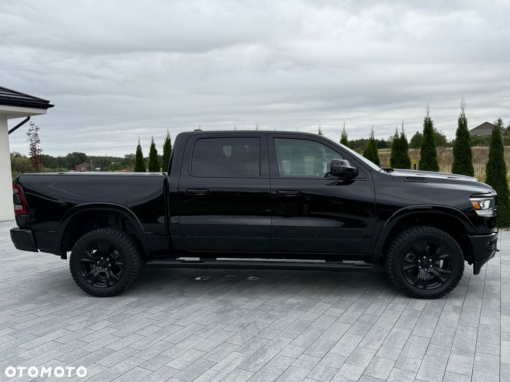 RAM 1500 Crew Cab Shortbed Laramie - 9