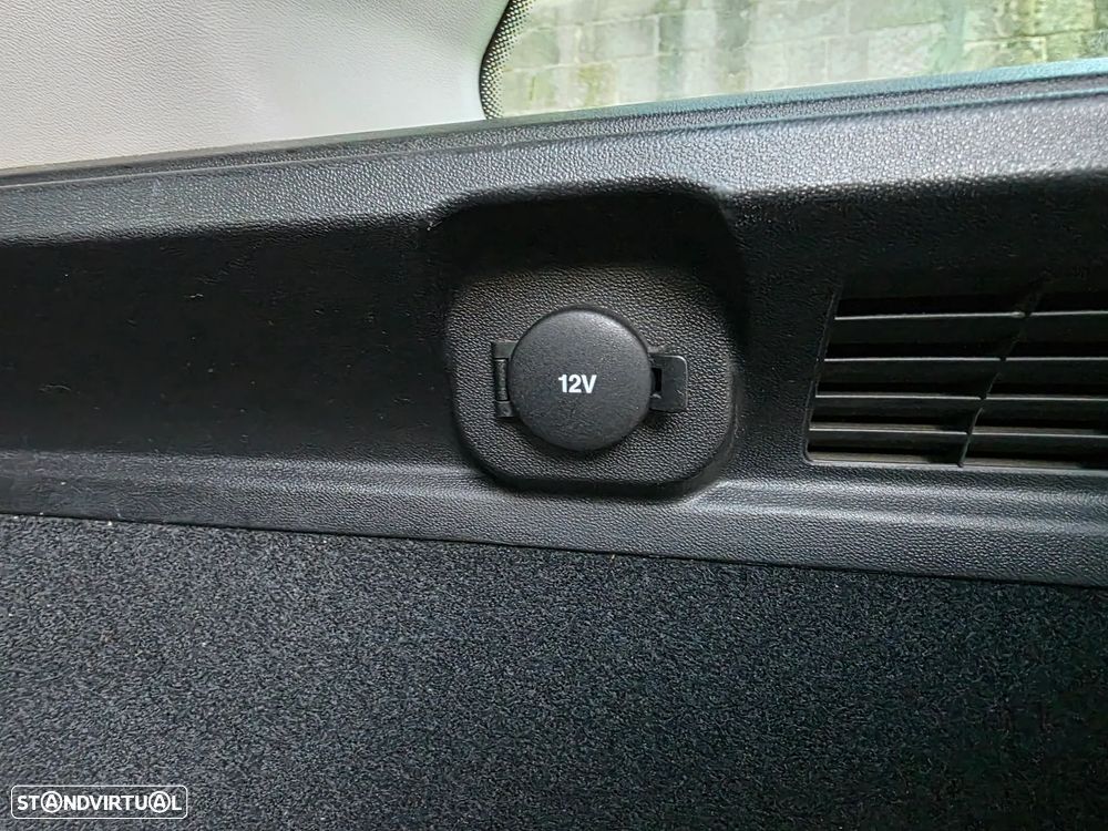 Kia Ceed SW 1.6 CRDi TX - 10