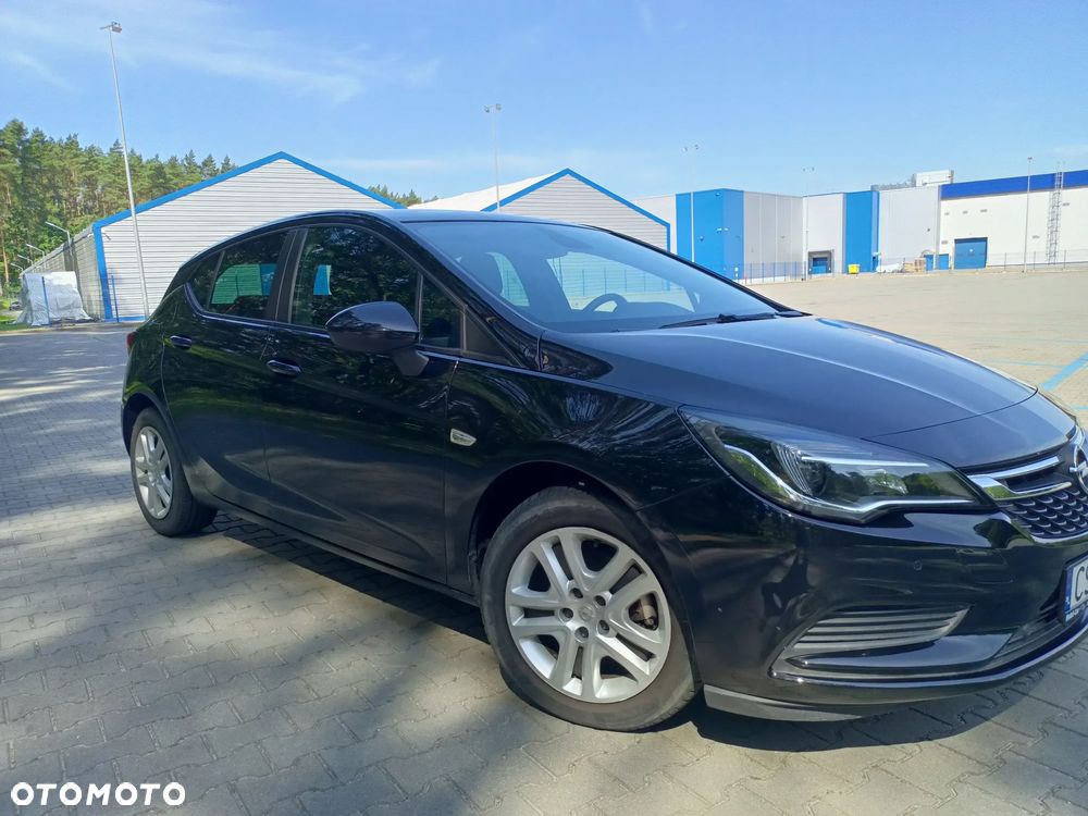Opel Astra 1.6 CDTI Dynamic - 4
