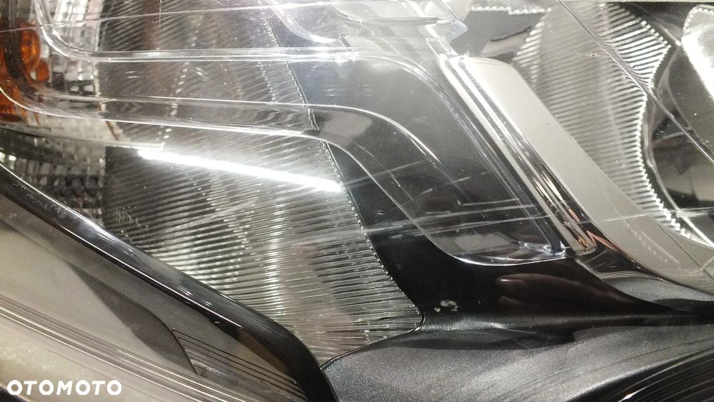 Lampa przednia prawa Fiat Doblo II lift - 8