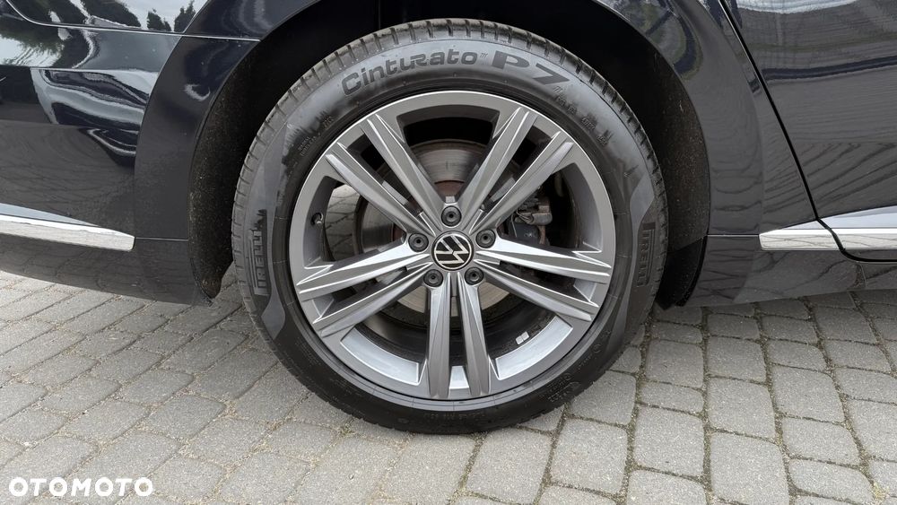 Volkswagen Arteon 2.0 TDI SCR R-Line DSG - 15
