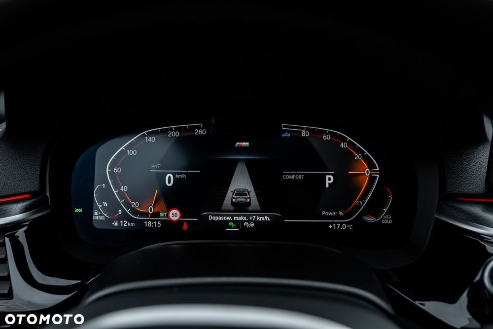 BMW Seria 5 520d M Sport - 29