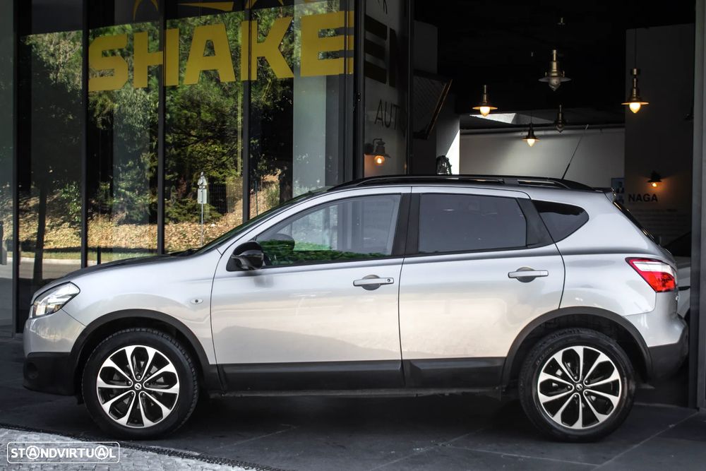 Nissan Qashqai 1.6 dCi N-Connecta - 2
