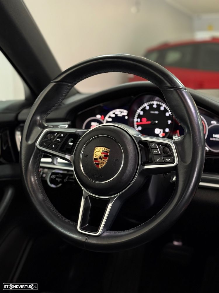 Porsche Panamera 4 Executive - 24