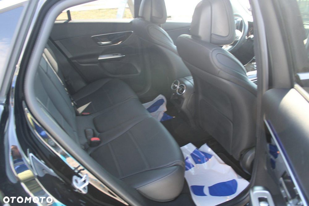 Mercedes-Benz GLC - 34