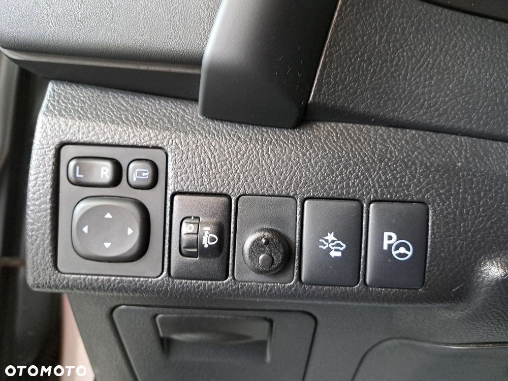 Toyota Auris Hybrid 135 Premium - 36