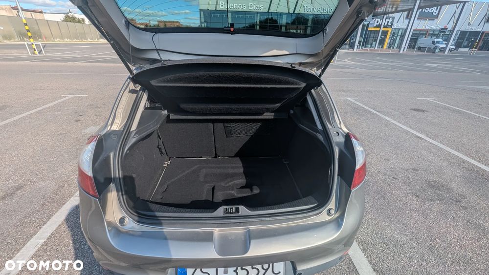 Renault Megane 1.6 16V Expression - 9