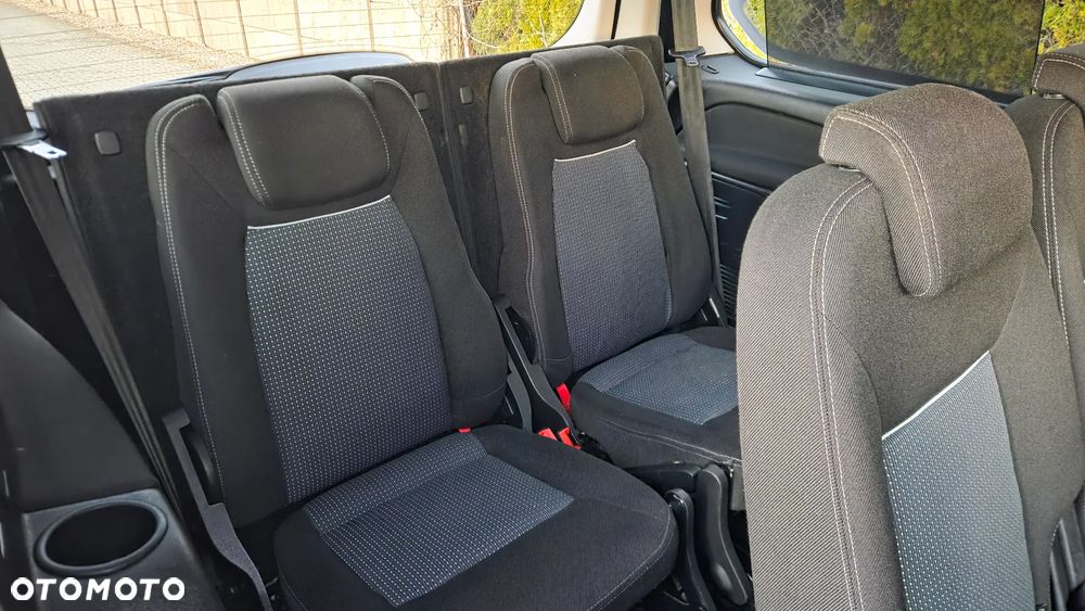 Ford Galaxy 2.0 TDCi Titanium - 22