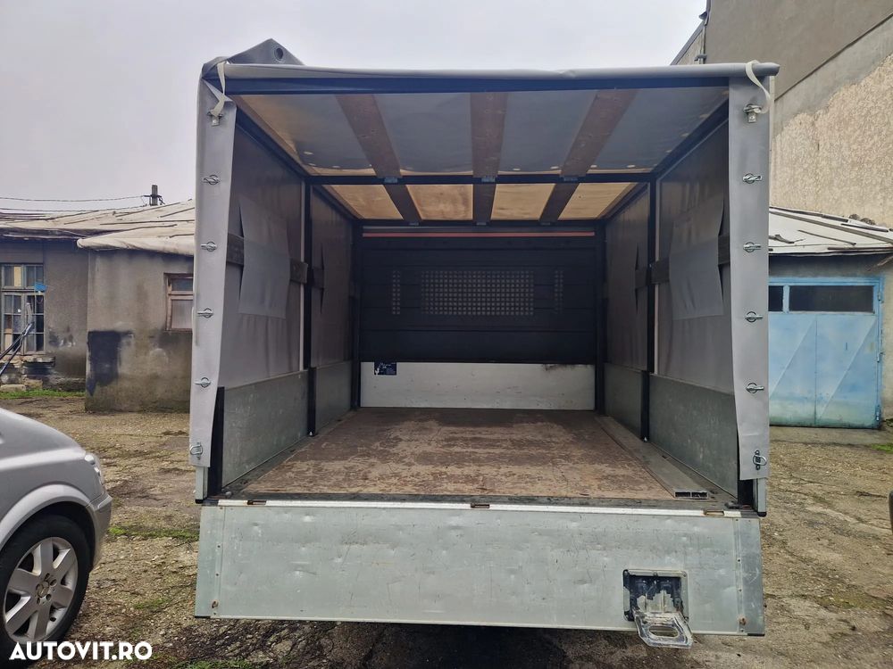 Mercedes-Benz Sprinter - 19