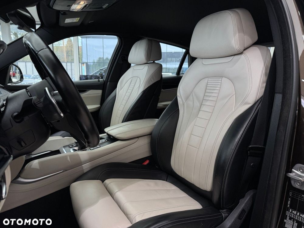 BMW X6 xDrive35i - 10