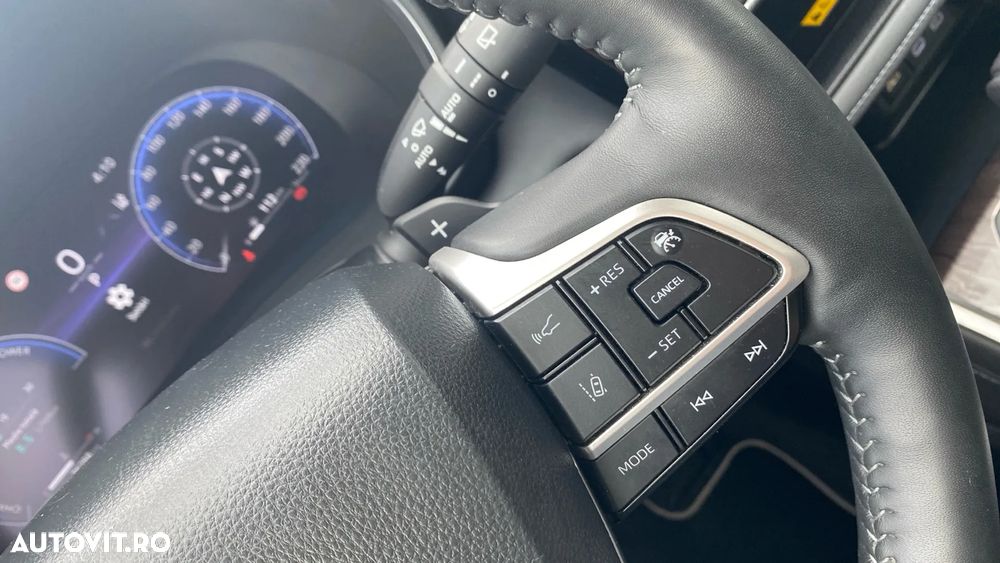 Toyota Highlander 2.5 L Hybrid Dynamic Force 248CP Luxury Pearly - 12