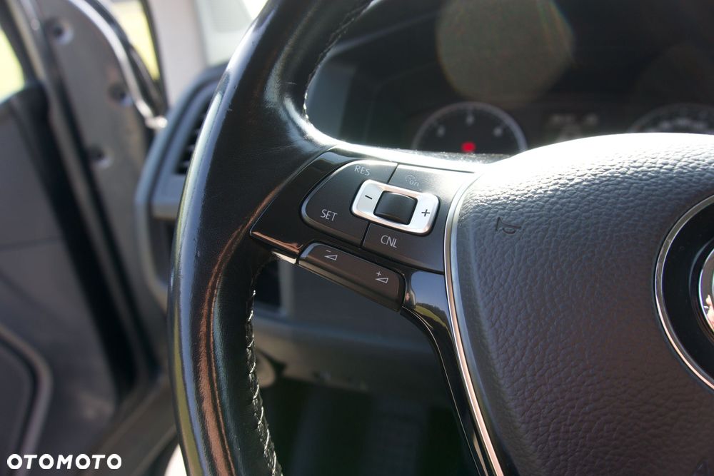 Volkswagen Caravelle 2.0 TDI L2 Highline - 21