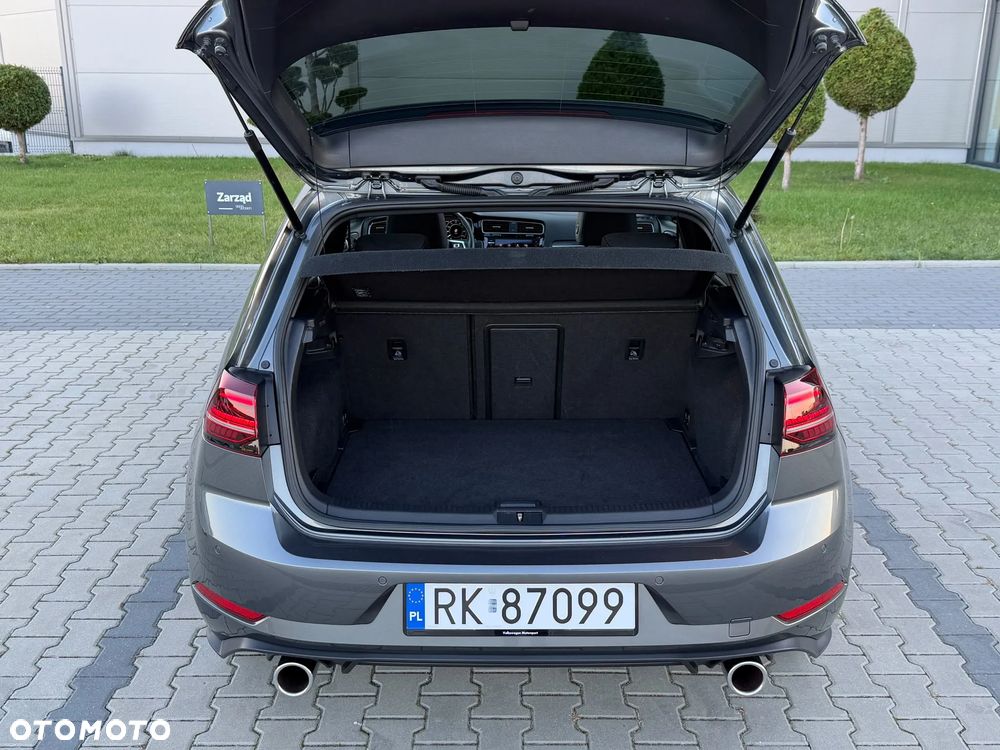 Volkswagen Golf GTI (BlueMotion Technology) DSG Performance - 19