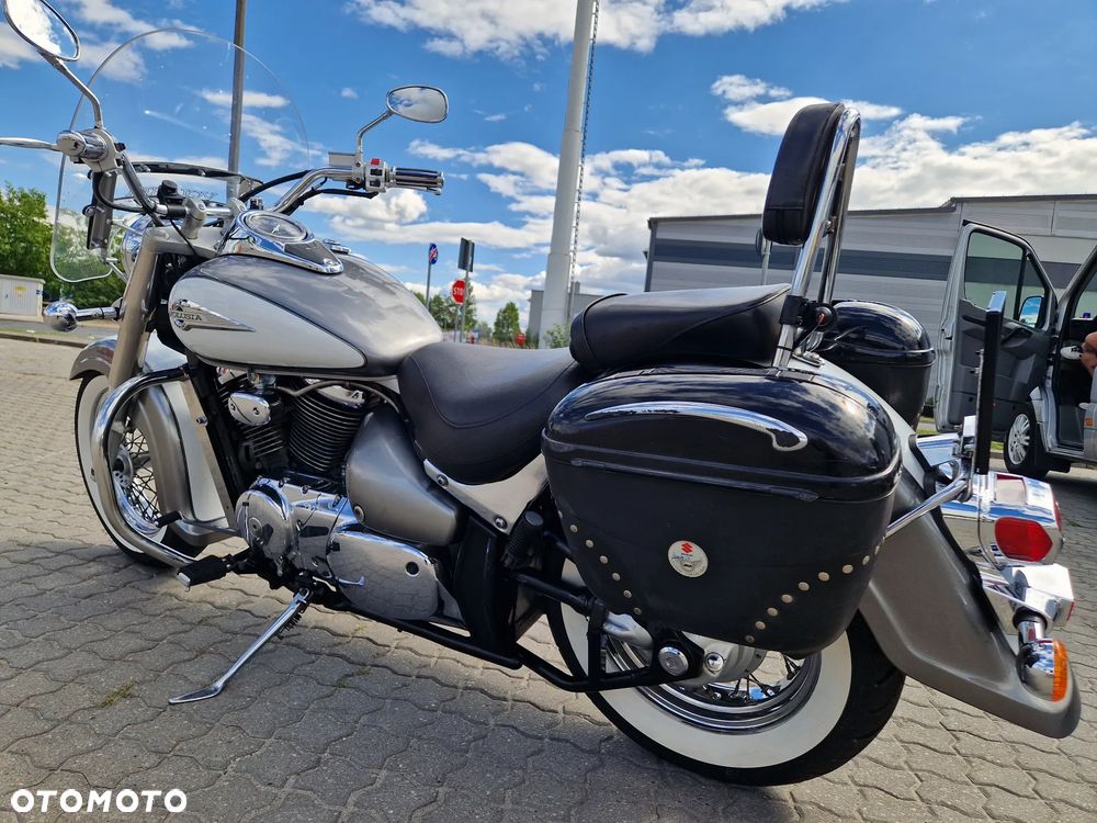 Suzuki VL 800 Volusia - Boulevard C50 - 5
