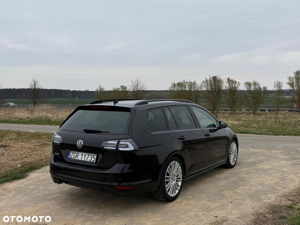 Volkswagen Golf 2.0 TDI BMT GTD - 4