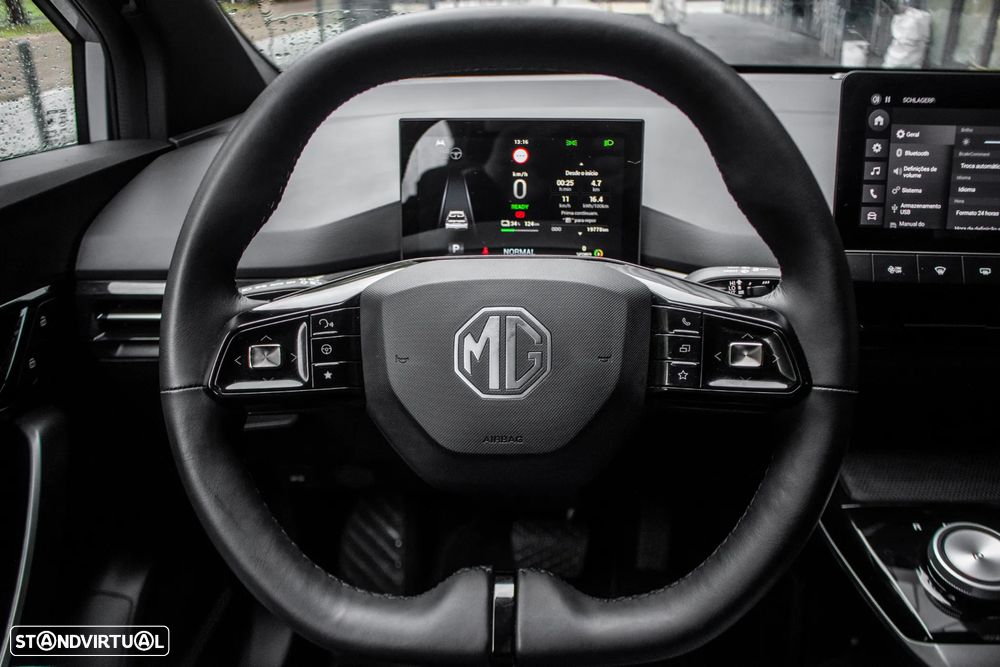 MG MG4 4 Standard - 13