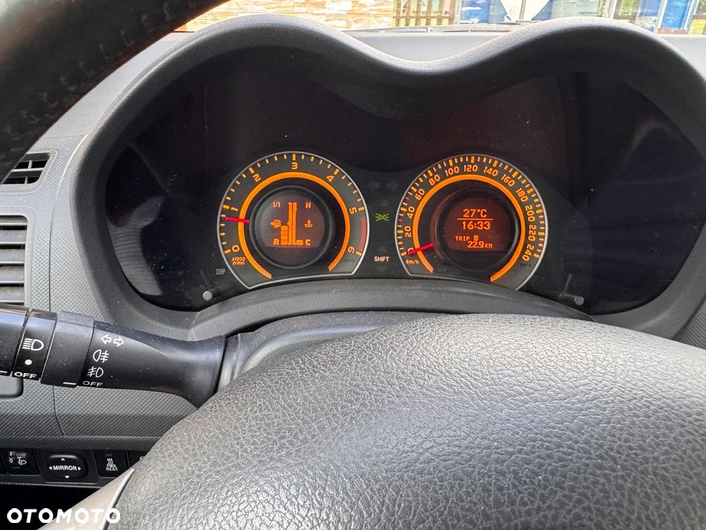 Toyota Auris 1.4 D-4D Luna - 12