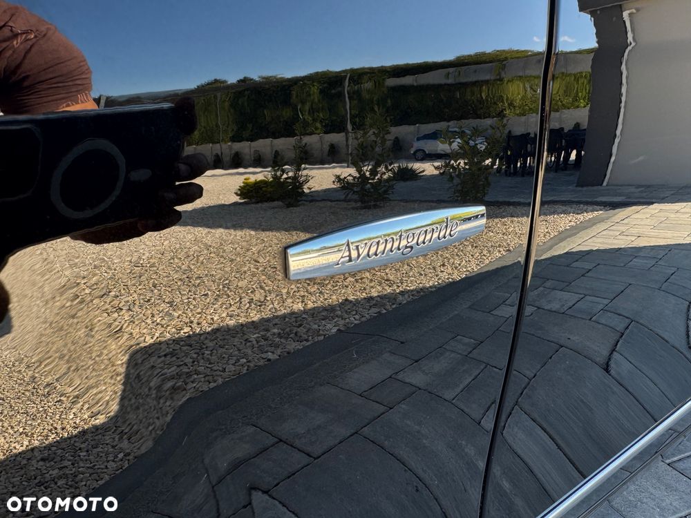 Mercedes-Benz Klasa C 200 T 7G-TRONIC Avantgarde Edition - 18
