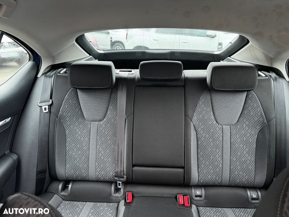 Skoda Octavia 1.5 TSI DSG MHEV Style - 24