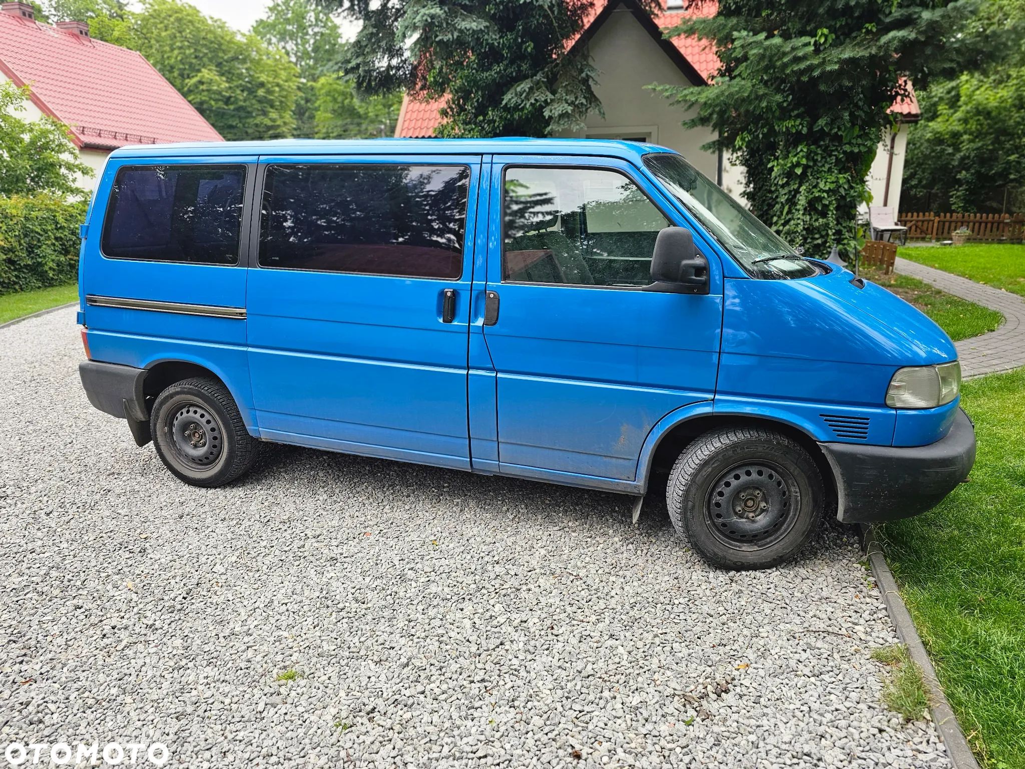Volkswagen Transporter - 1