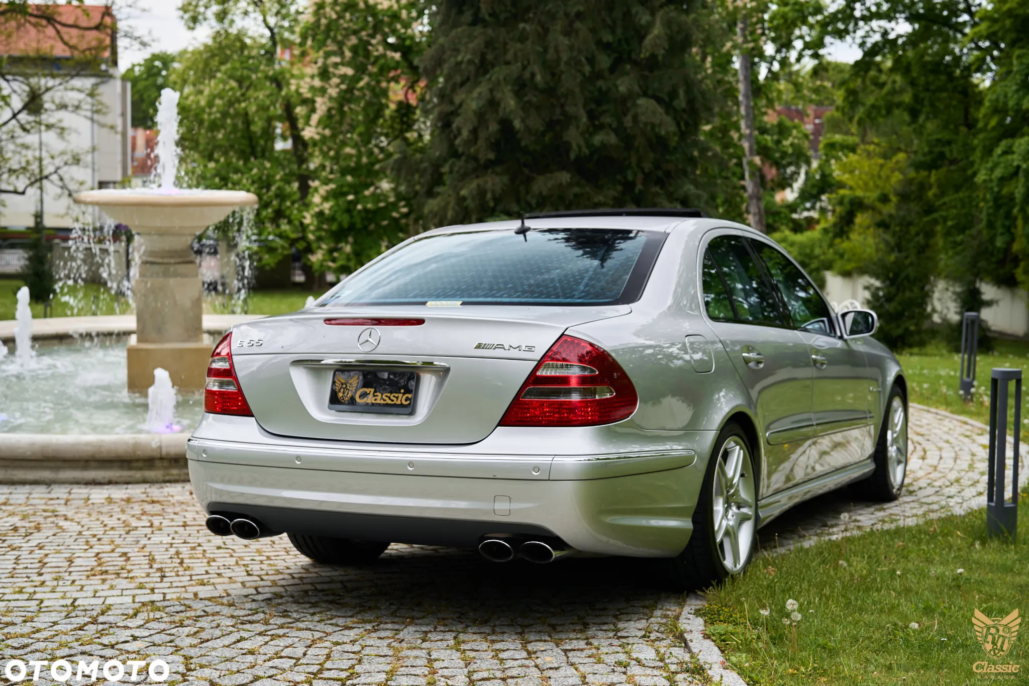 Mercedes-Benz Klasa E 55 AMG - 7