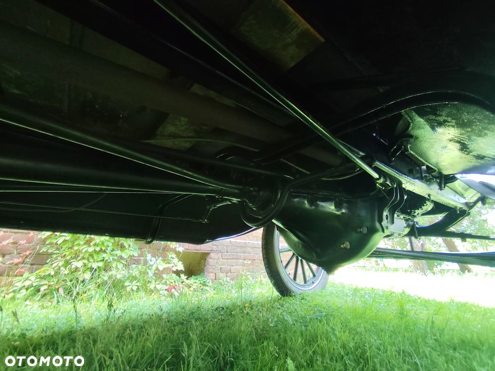 Ford Inny - 24