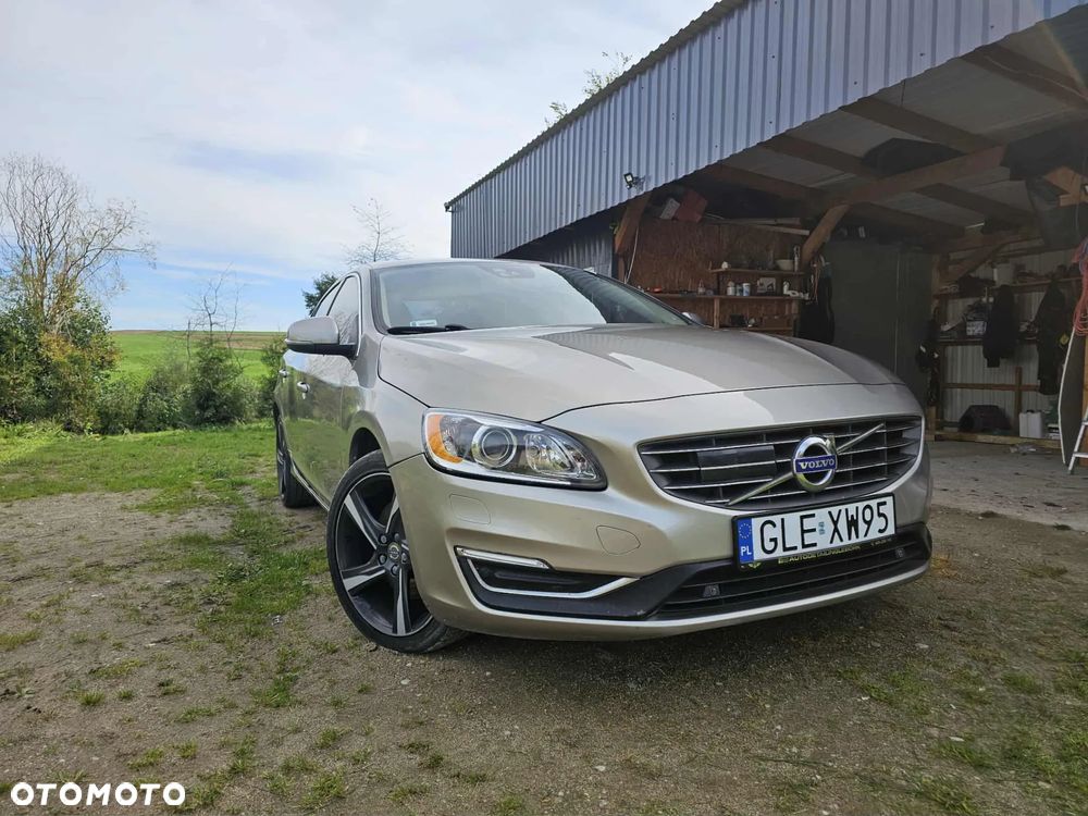 Volvo S60 2.5 T5 AWD - 1