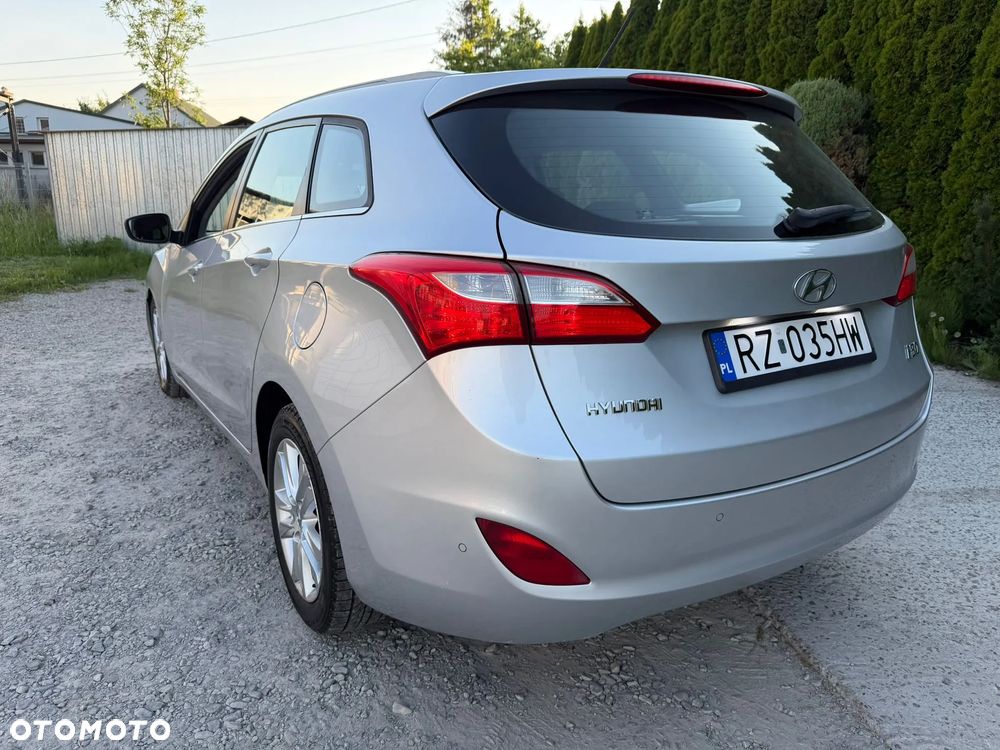 Hyundai i30 1.6 CRDi Premium - 29
