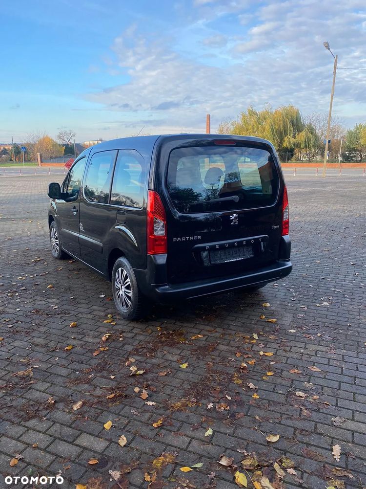 Peugeot Partner Tepee 90 Family - 4