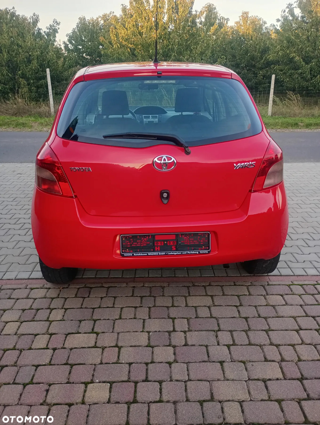 Toyota Yaris - 4