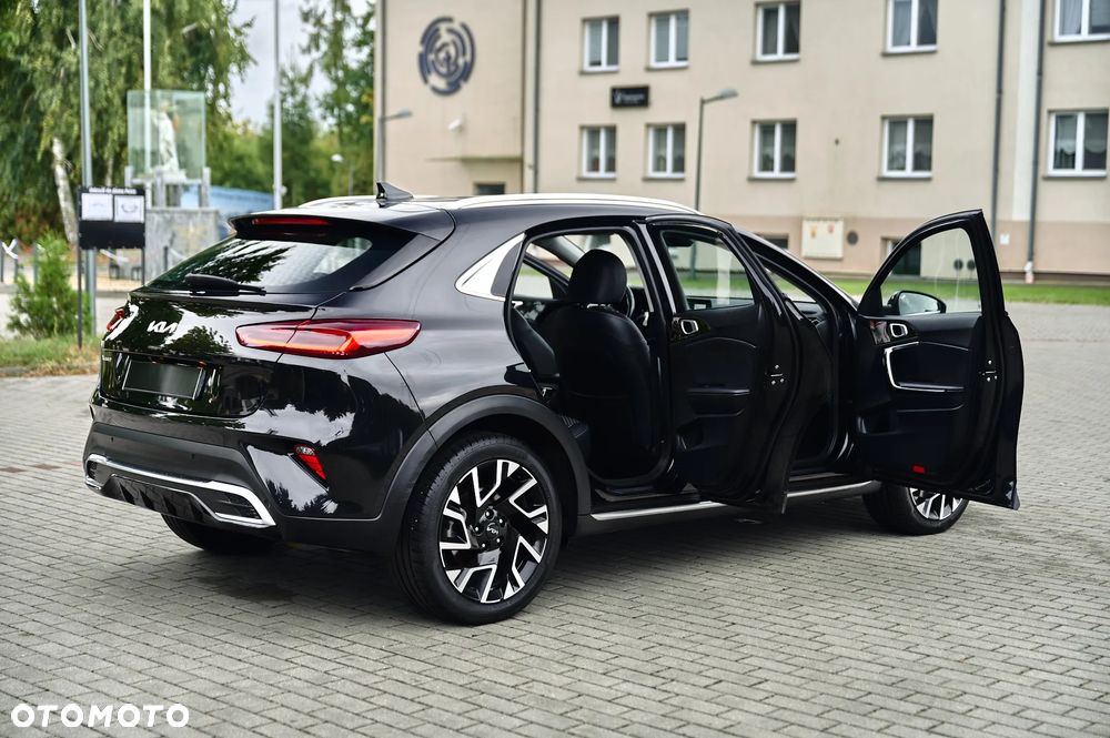 Kia XCeed 1.6 CRDi (48V Mild-Hybrid) DCT7 PLATINUM - 17