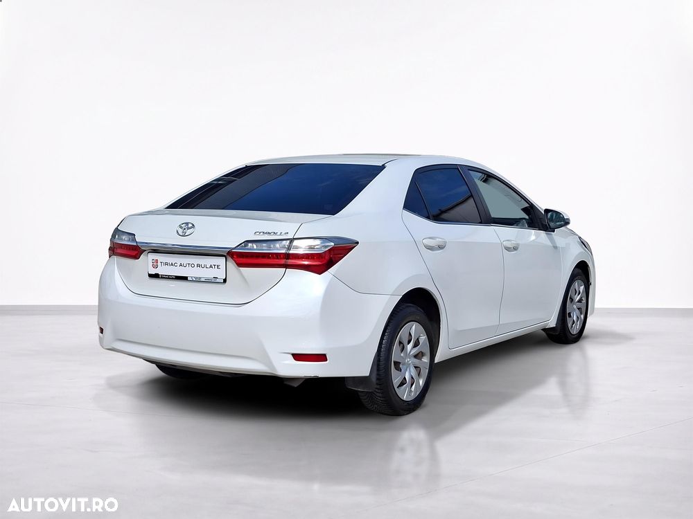 Toyota Corolla - 7