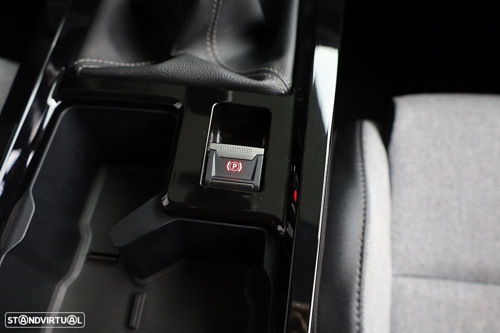 Opel Astra 1.2 T Elegance - 19